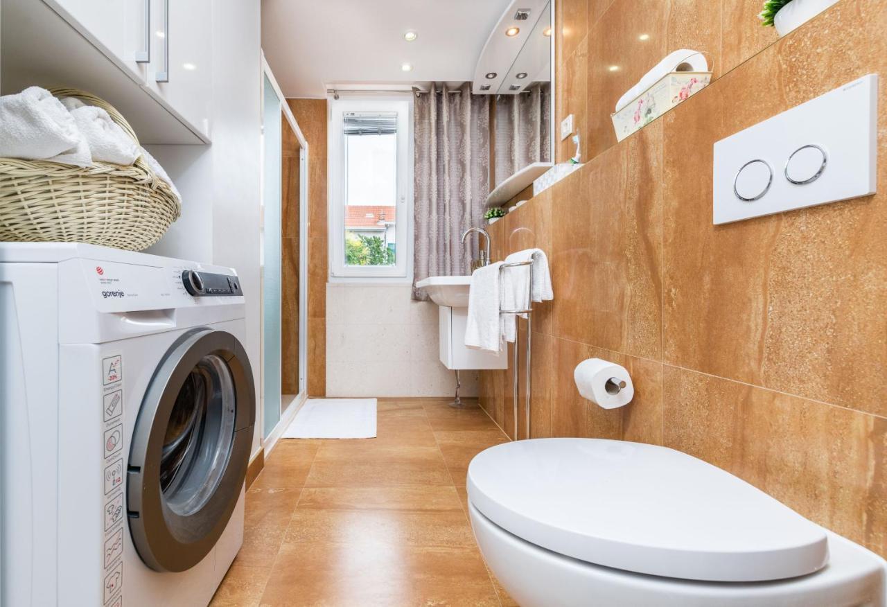 Luxury Apartment Set Split Bagian luar foto