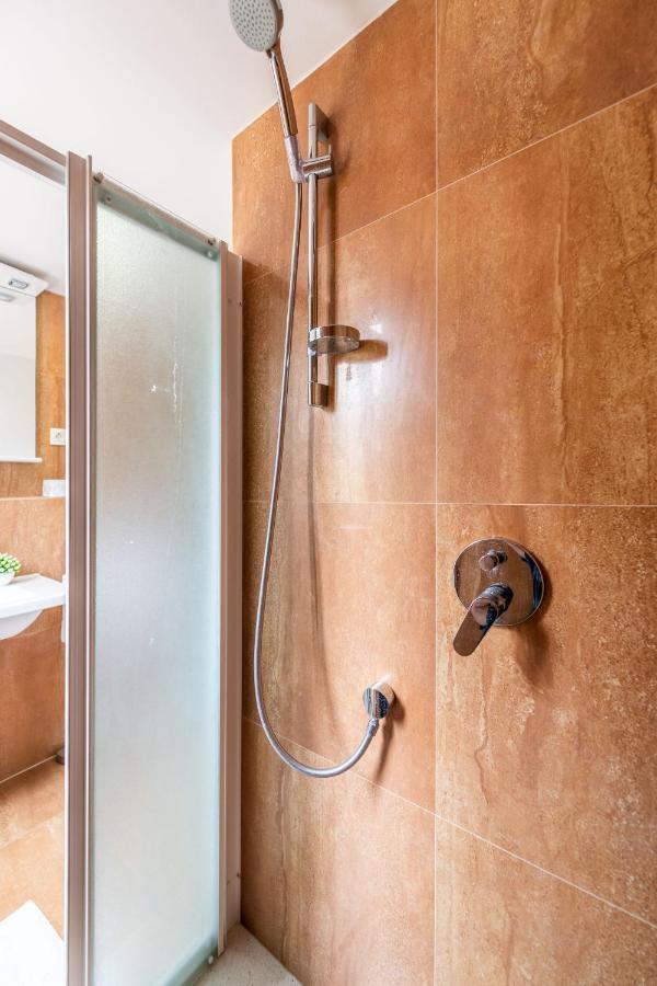 Luxury Apartment Set Split Bagian luar foto